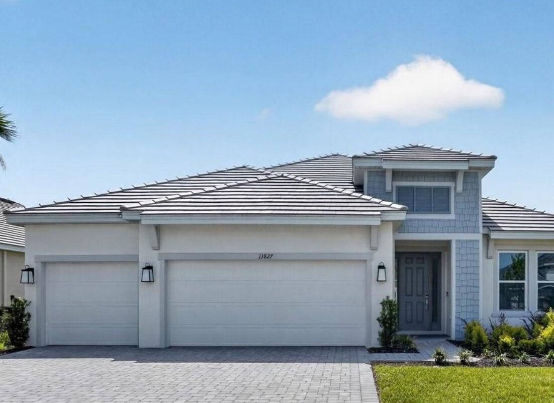 Garage Door Repair in Palmetto FL